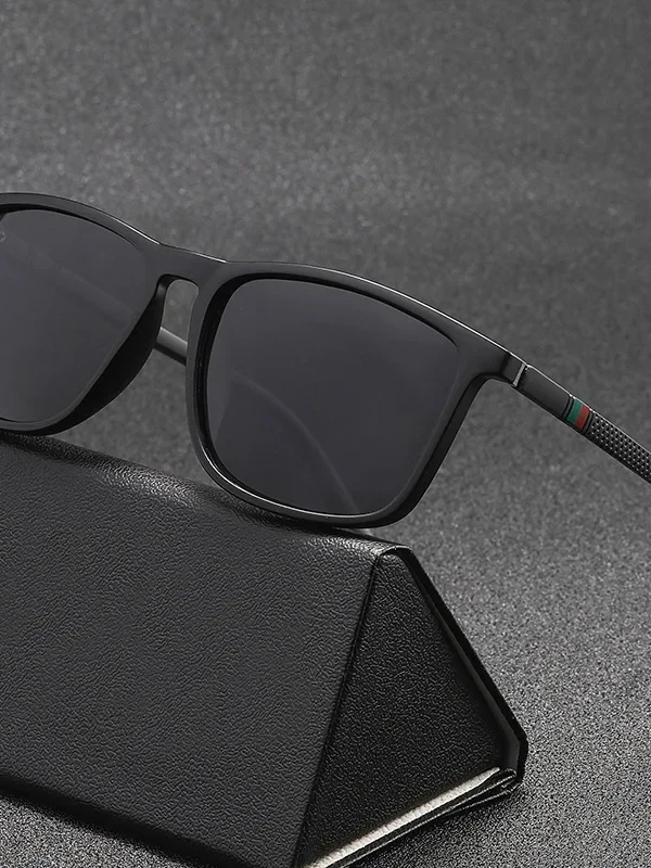 Damskie Okulary Przeciwsłoneczne Polaryzacyjne UV400 - Kwadratowe Okulary do Jazdy i Wędkowania | Klasyczny Design